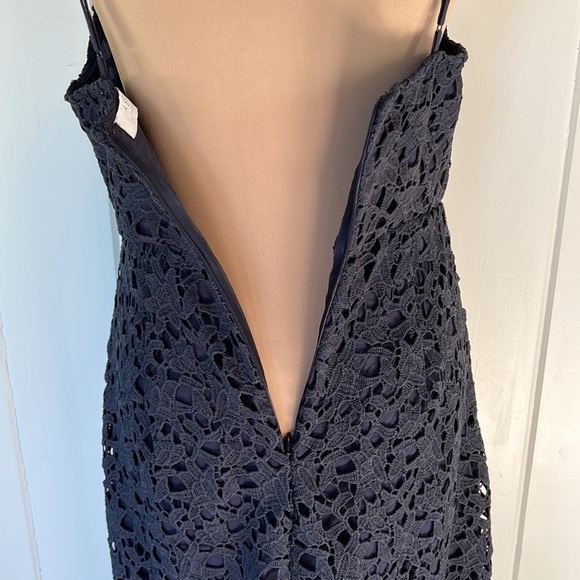 ASTR -the label- navy lace spaghetti strap fit and flare midi dress size L - Picture 7 of 11